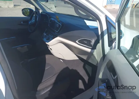 2022 Chrysler Voyager Lx from USA, damaged, VIN 2C4RC1CGXNR225178